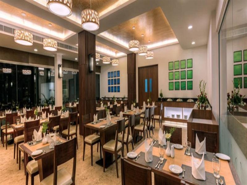 Confluence Banquets And Resort マハーバリプラム エクステリア 写真